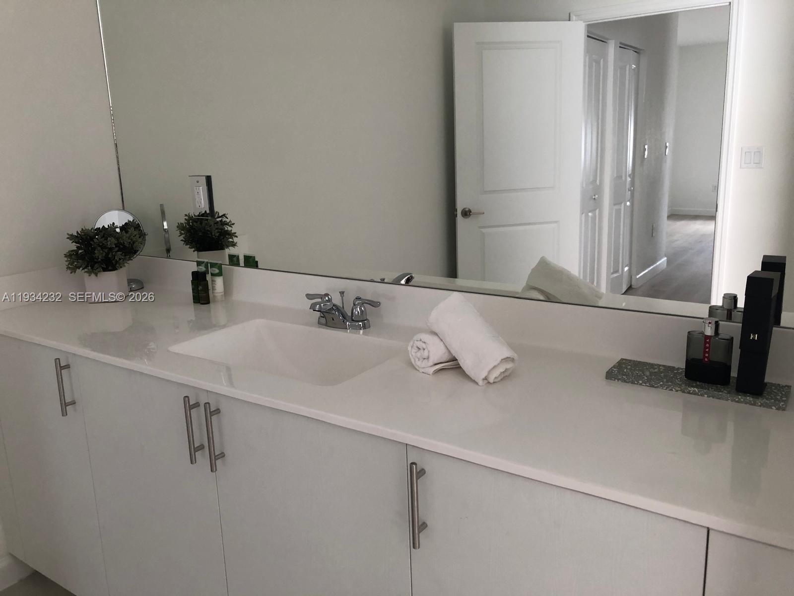 ACACIA ESTATES - Residential