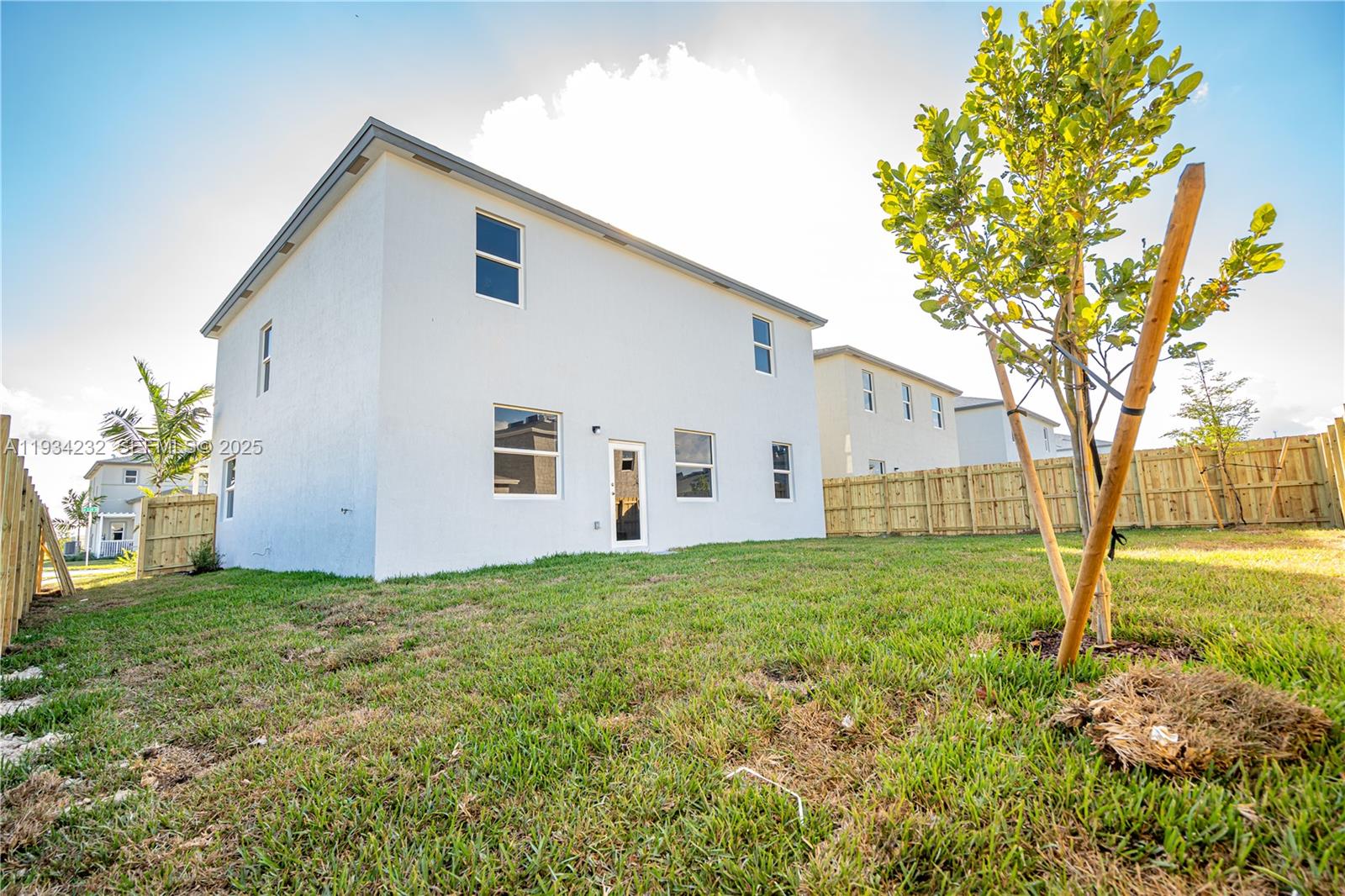 ACACIA ESTATES - Residential