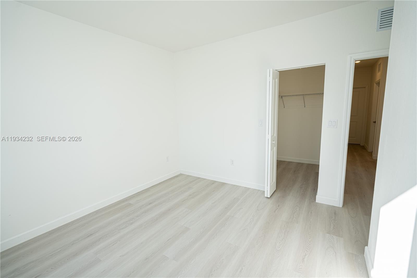 ACACIA ESTATES - Residential