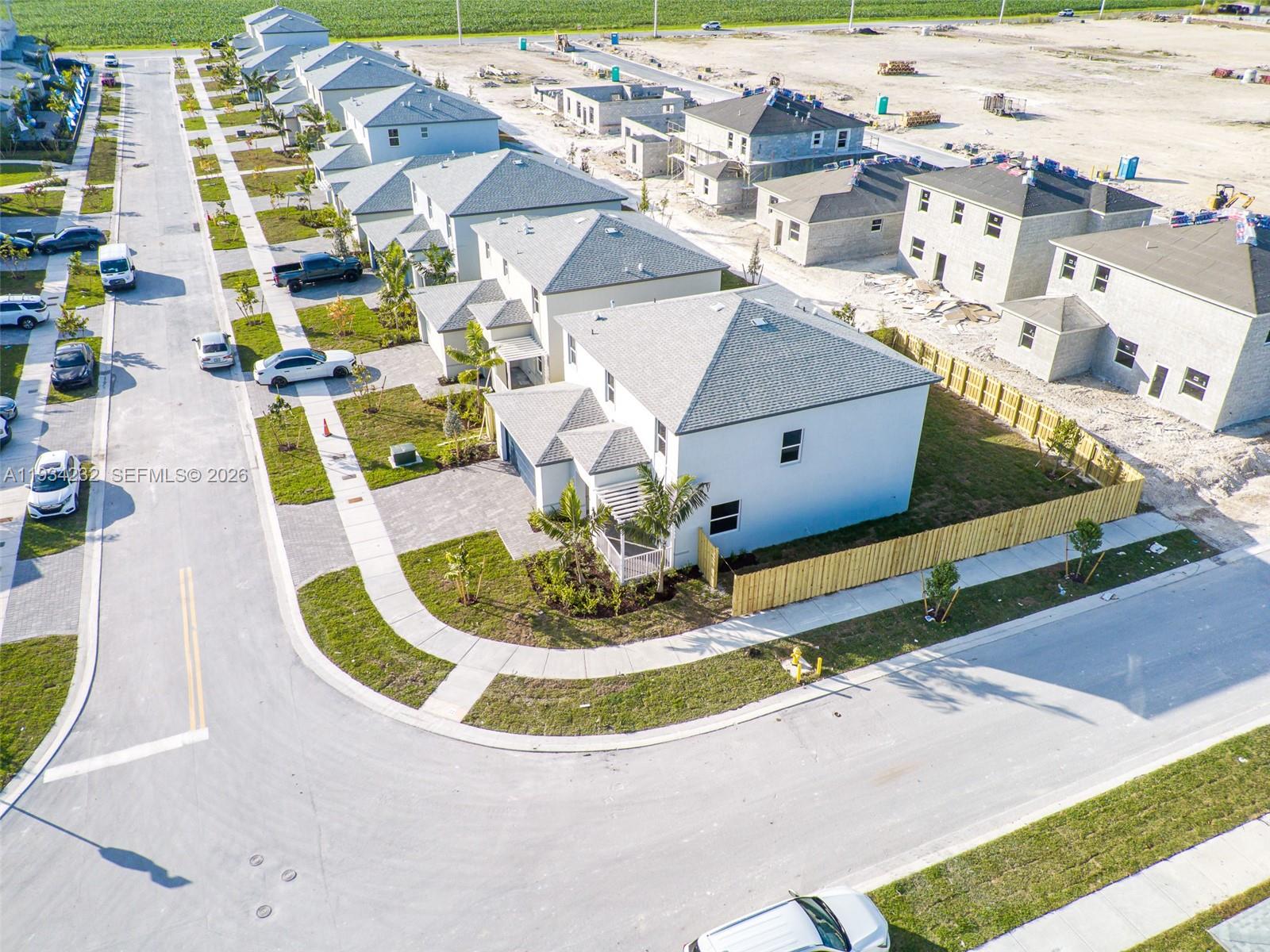 ACACIA ESTATES - Residential