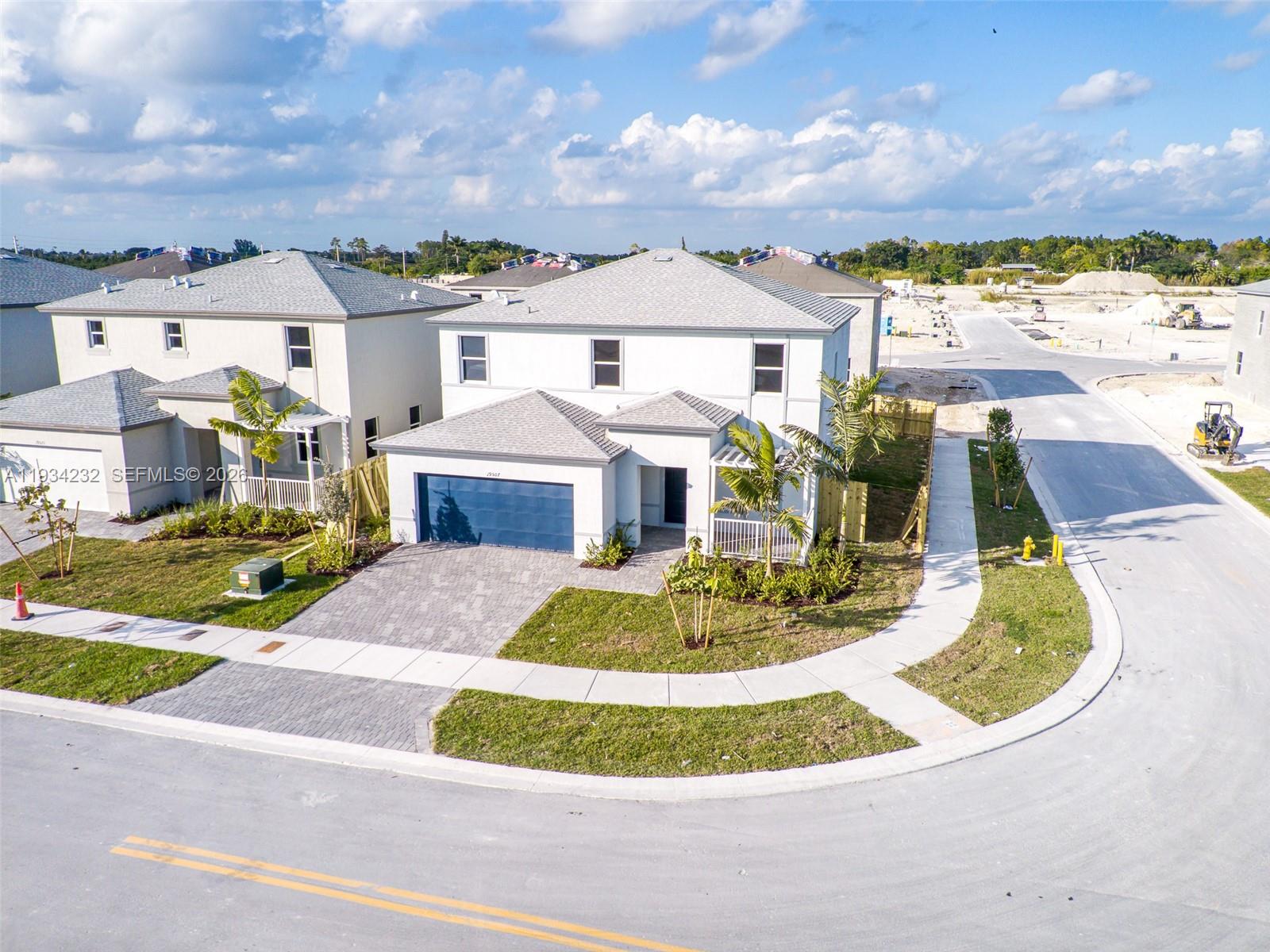 ACACIA ESTATES - Residential