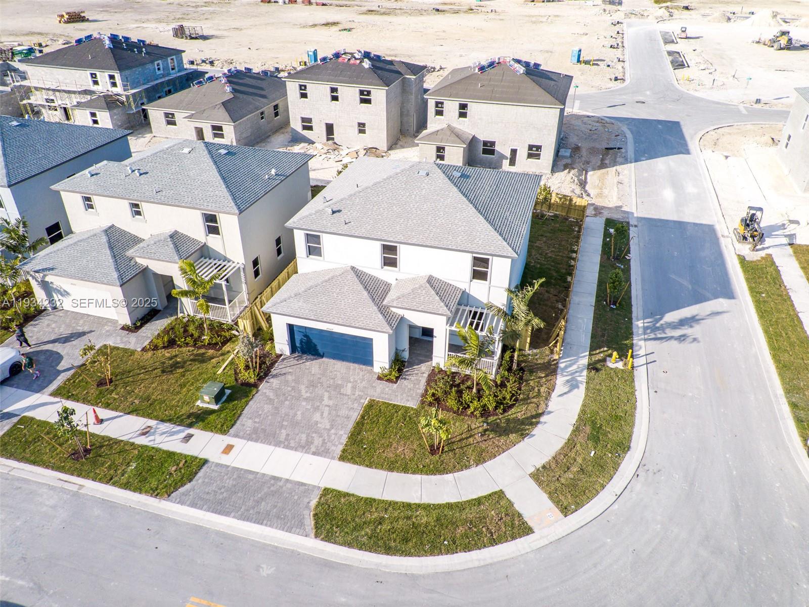 ACACIA ESTATES - Residential