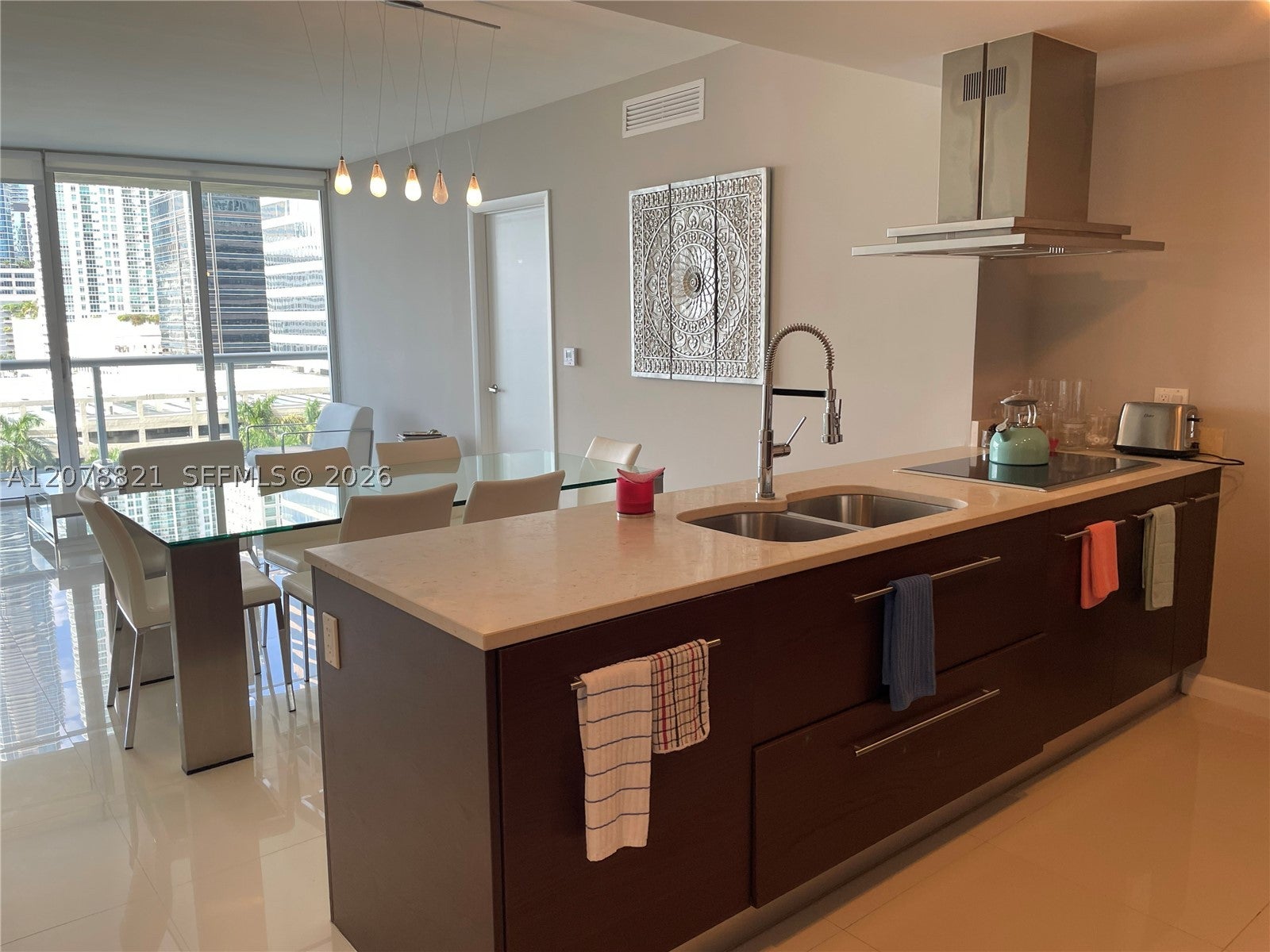 495 Brickell Ave 1103