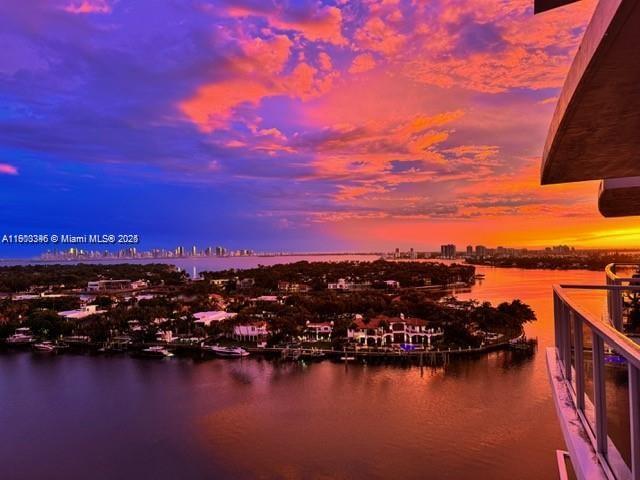 EDEN HOUSE CONDO - Residential Lease