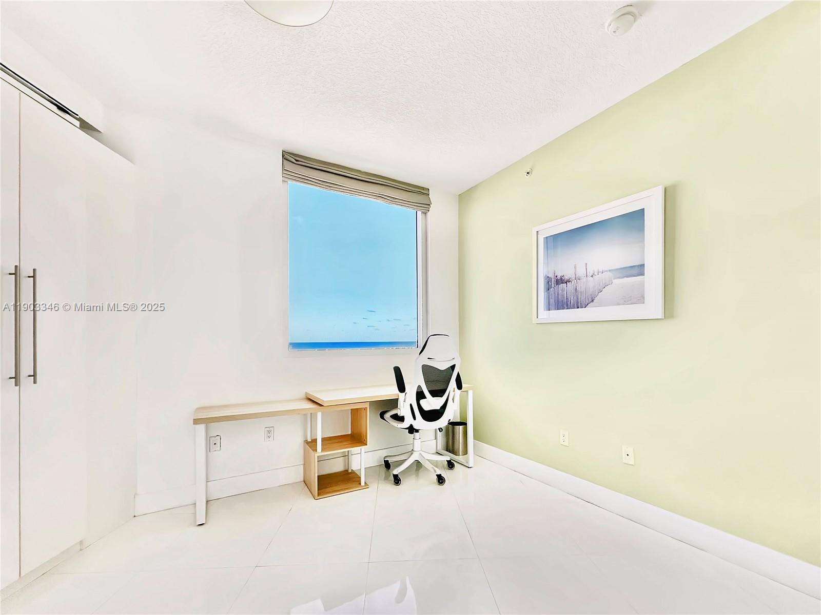 EDEN HOUSE CONDO - Residential Lease