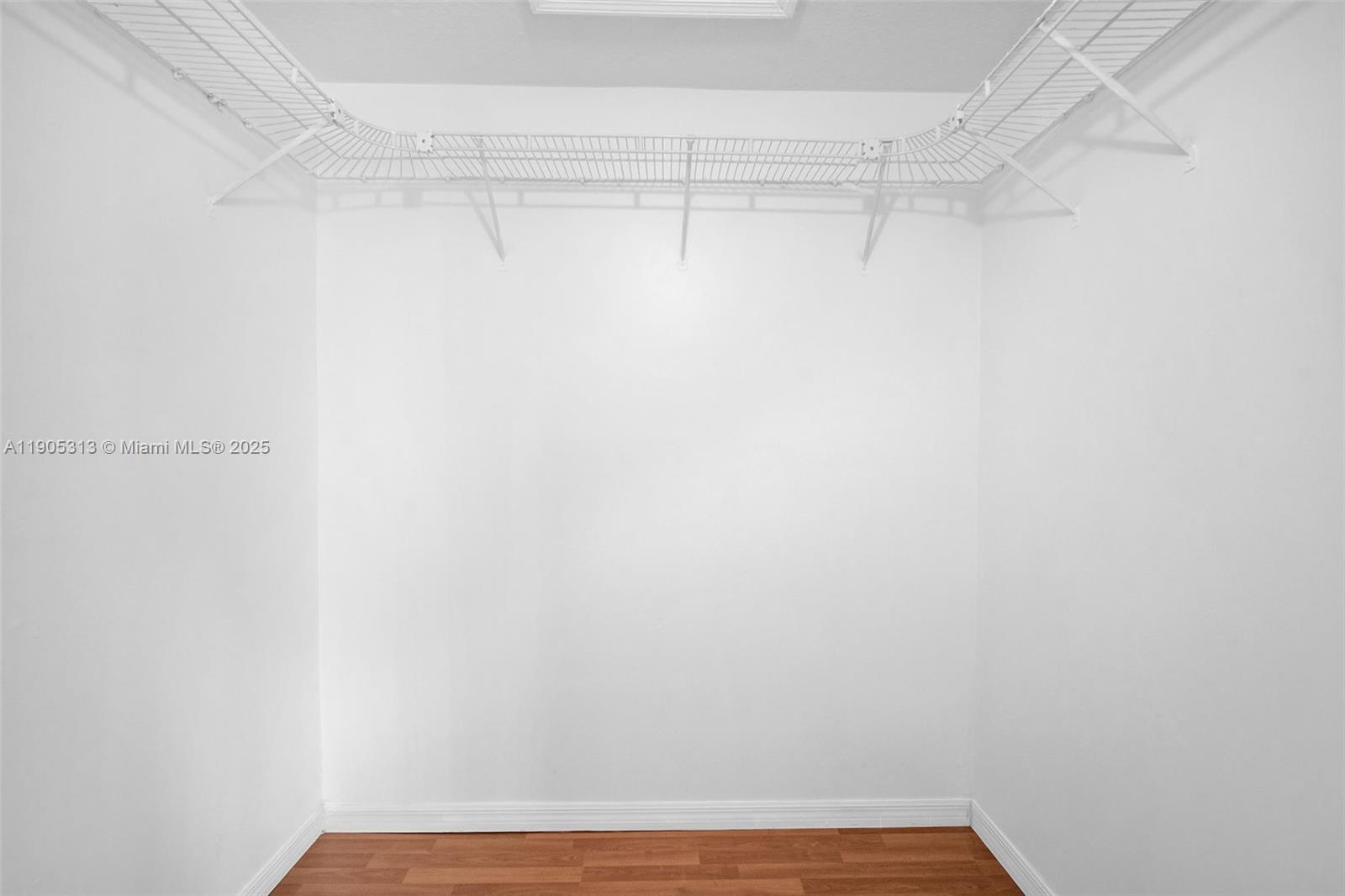 POD 14 AT MONARCH LAKES - Residential Lease