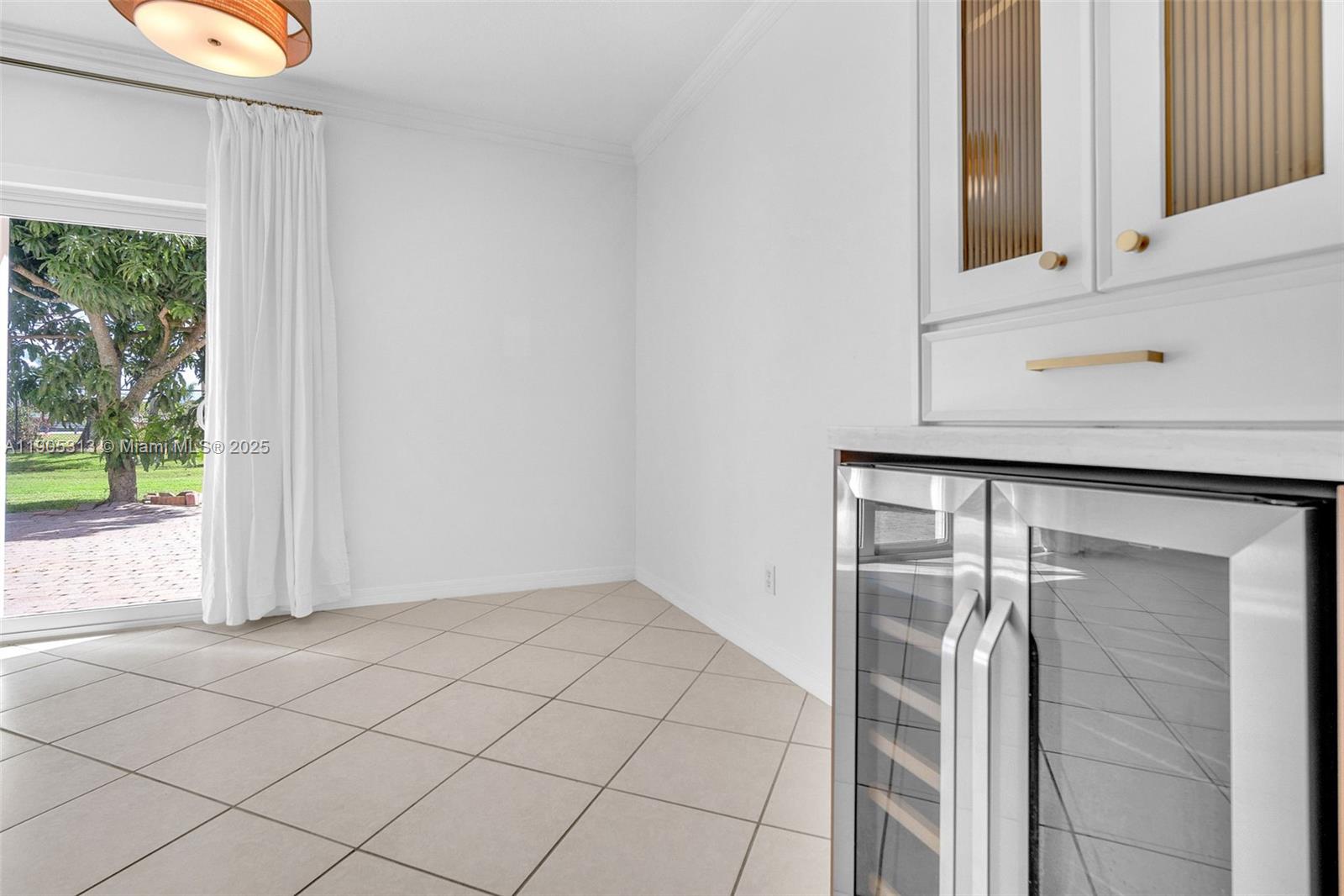 POD 14 AT MONARCH LAKES - Residential Lease