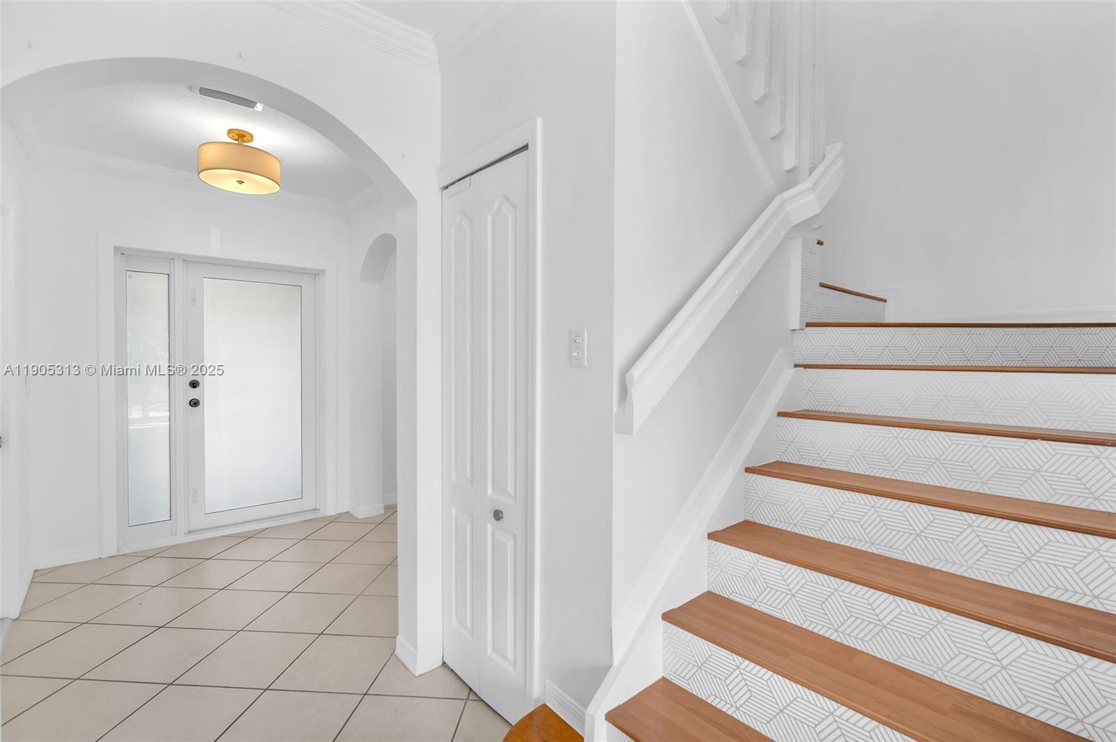 POD 14 AT MONARCH LAKES - Residential Lease