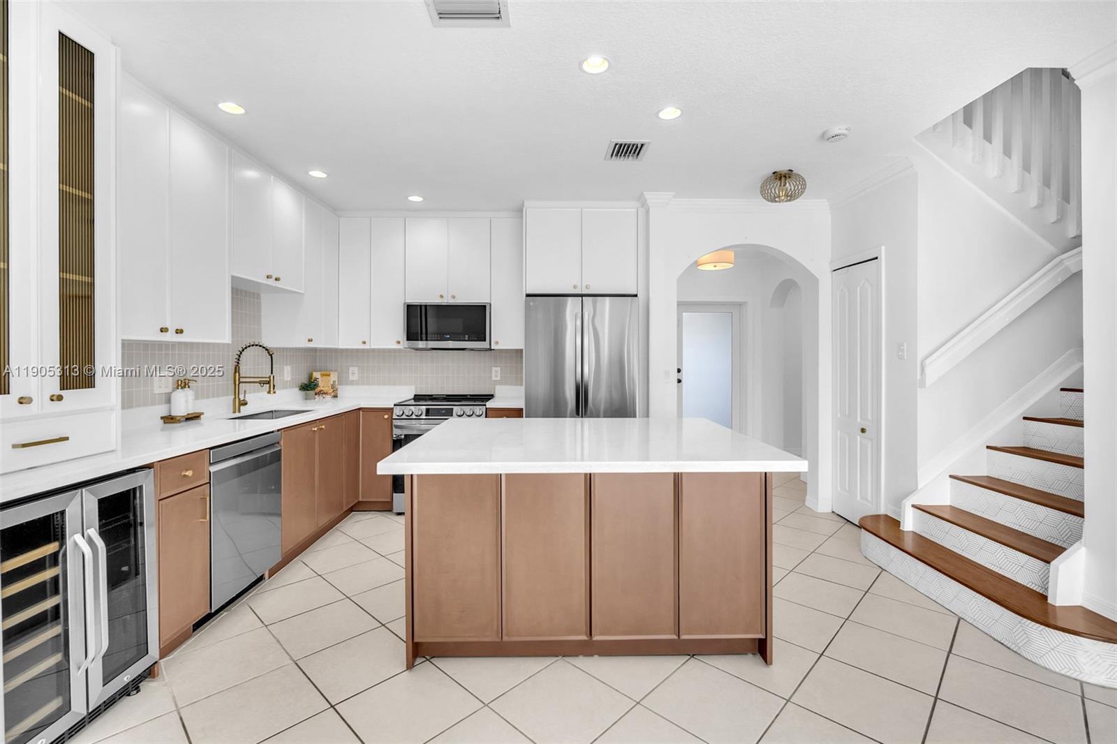 POD 14 AT MONARCH LAKES - Residential Lease