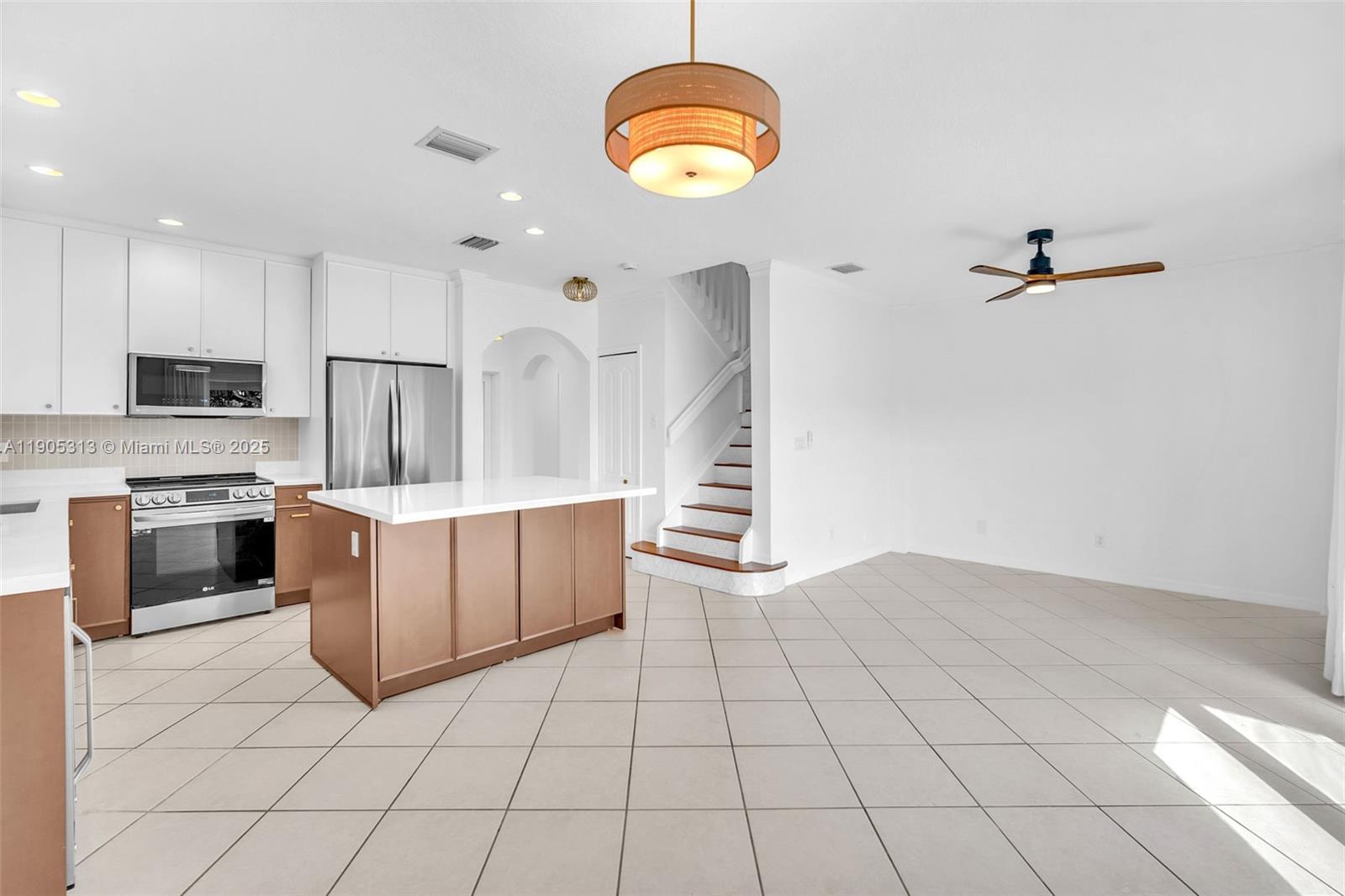 POD 14 AT MONARCH LAKES - Residential Lease