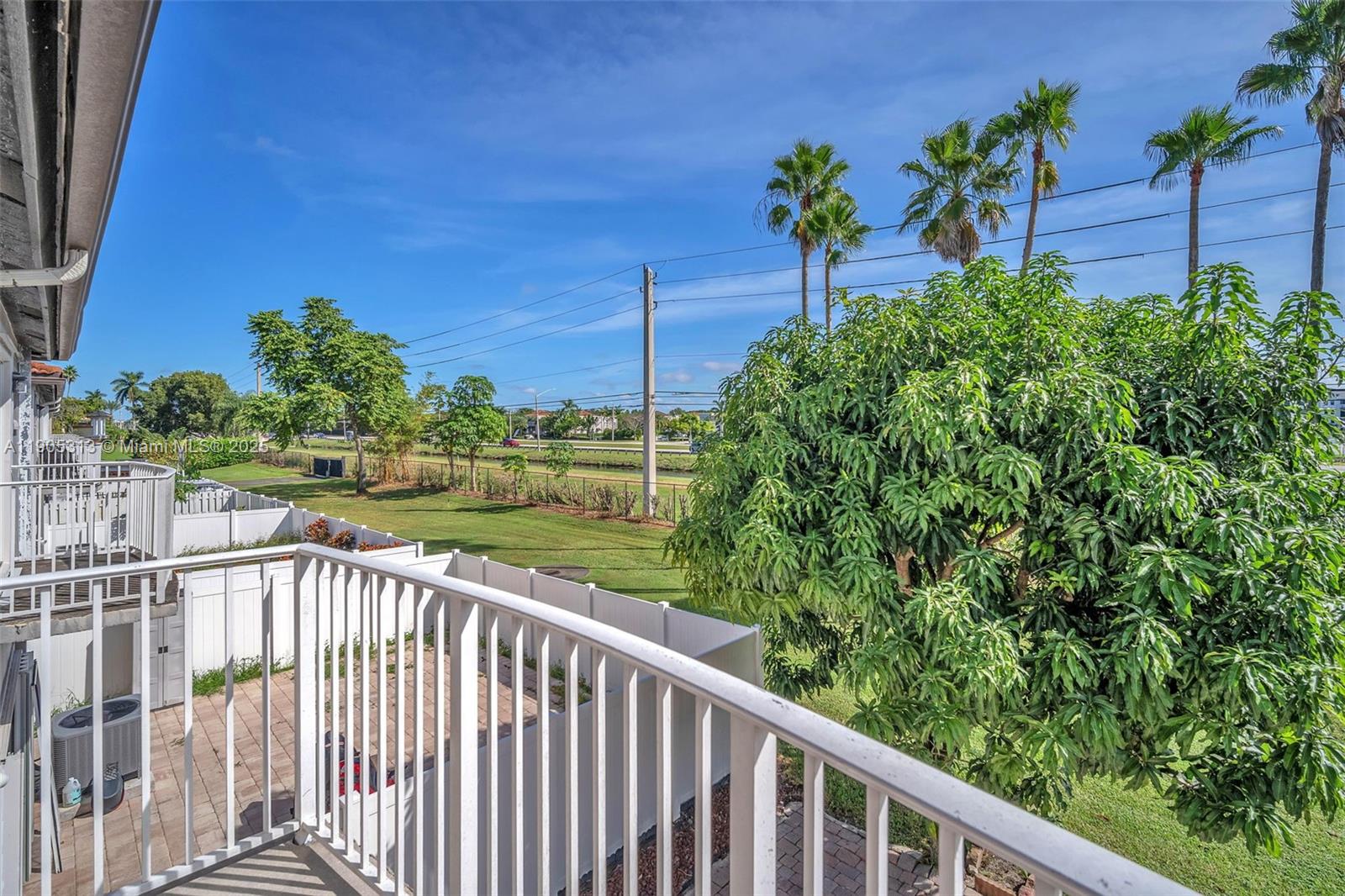 POD 14 AT MONARCH LAKES - Residential Lease