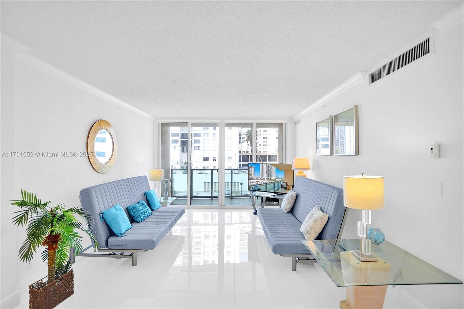 WAVE CONDO - Residential Lease