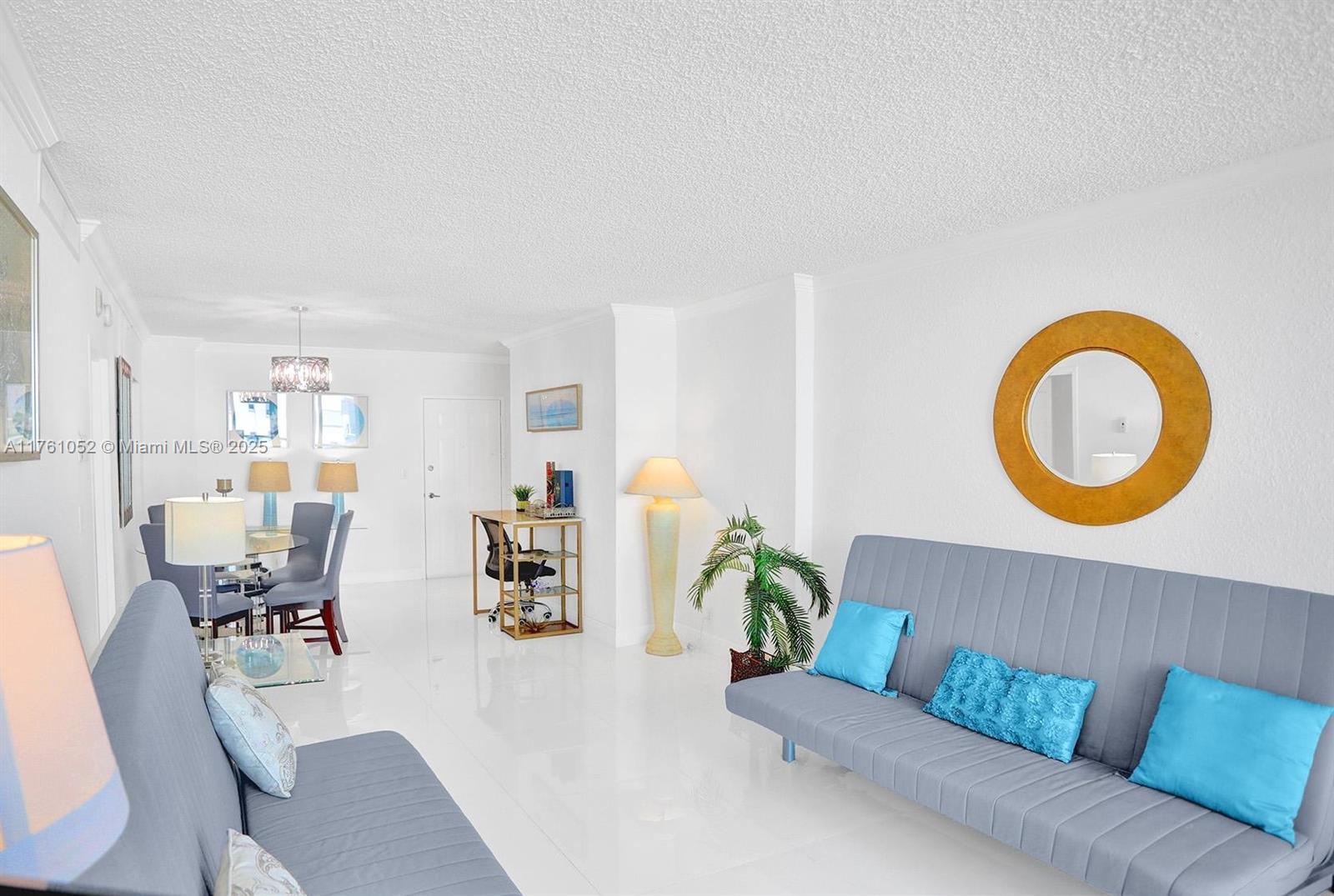 WAVE CONDO - Residential Lease