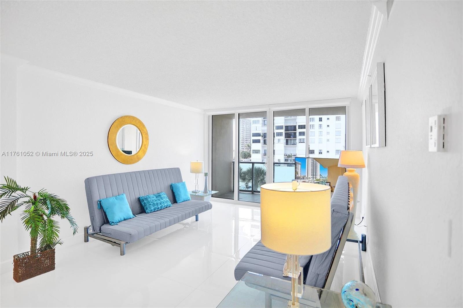 WAVE CONDO - Residential Lease