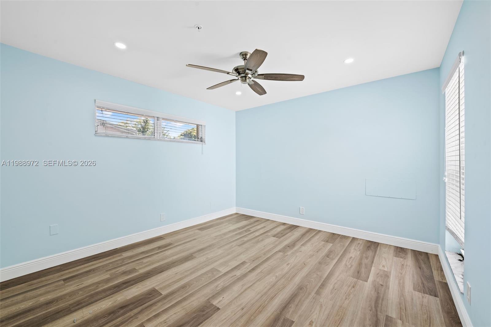 COUNTRY CLUB VILLAGE SEC - Residential