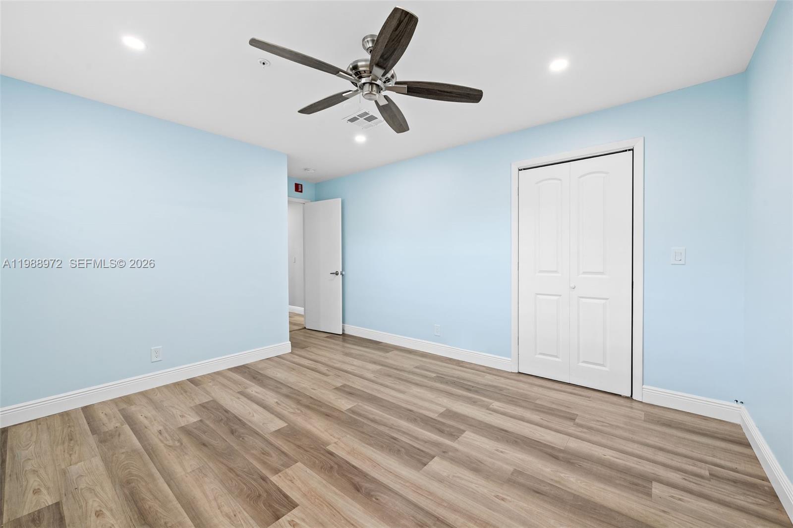 COUNTRY CLUB VILLAGE SEC - Residential