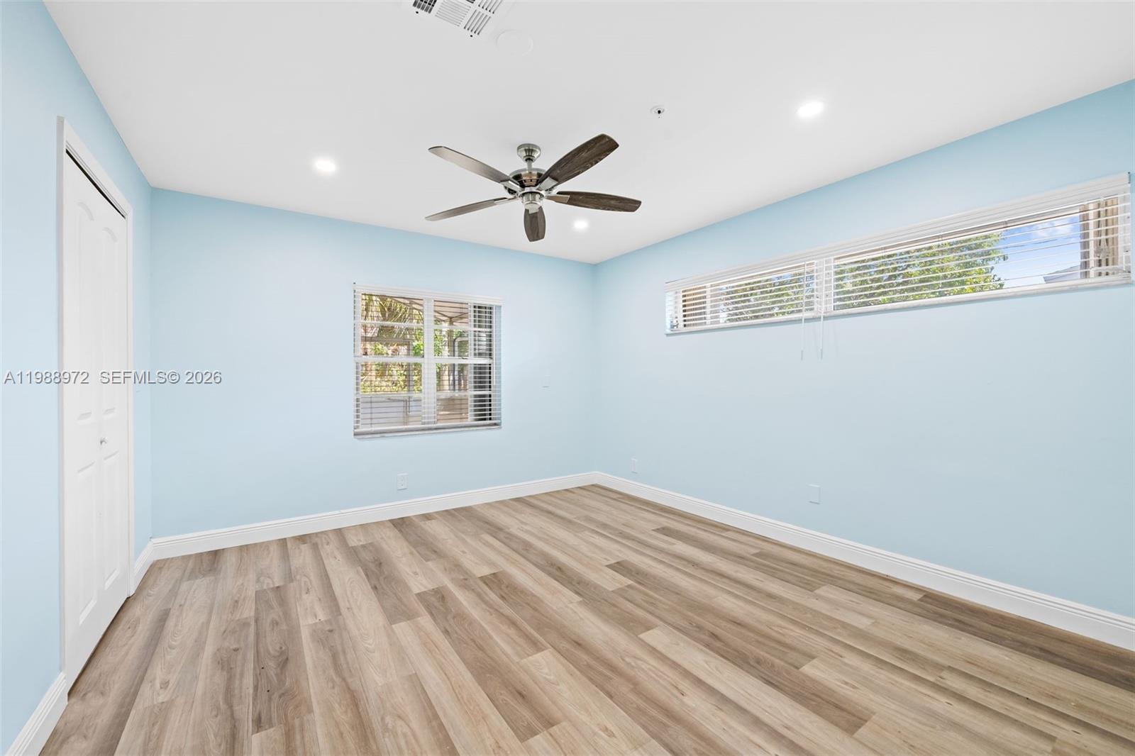 COUNTRY CLUB VILLAGE SEC - Residential