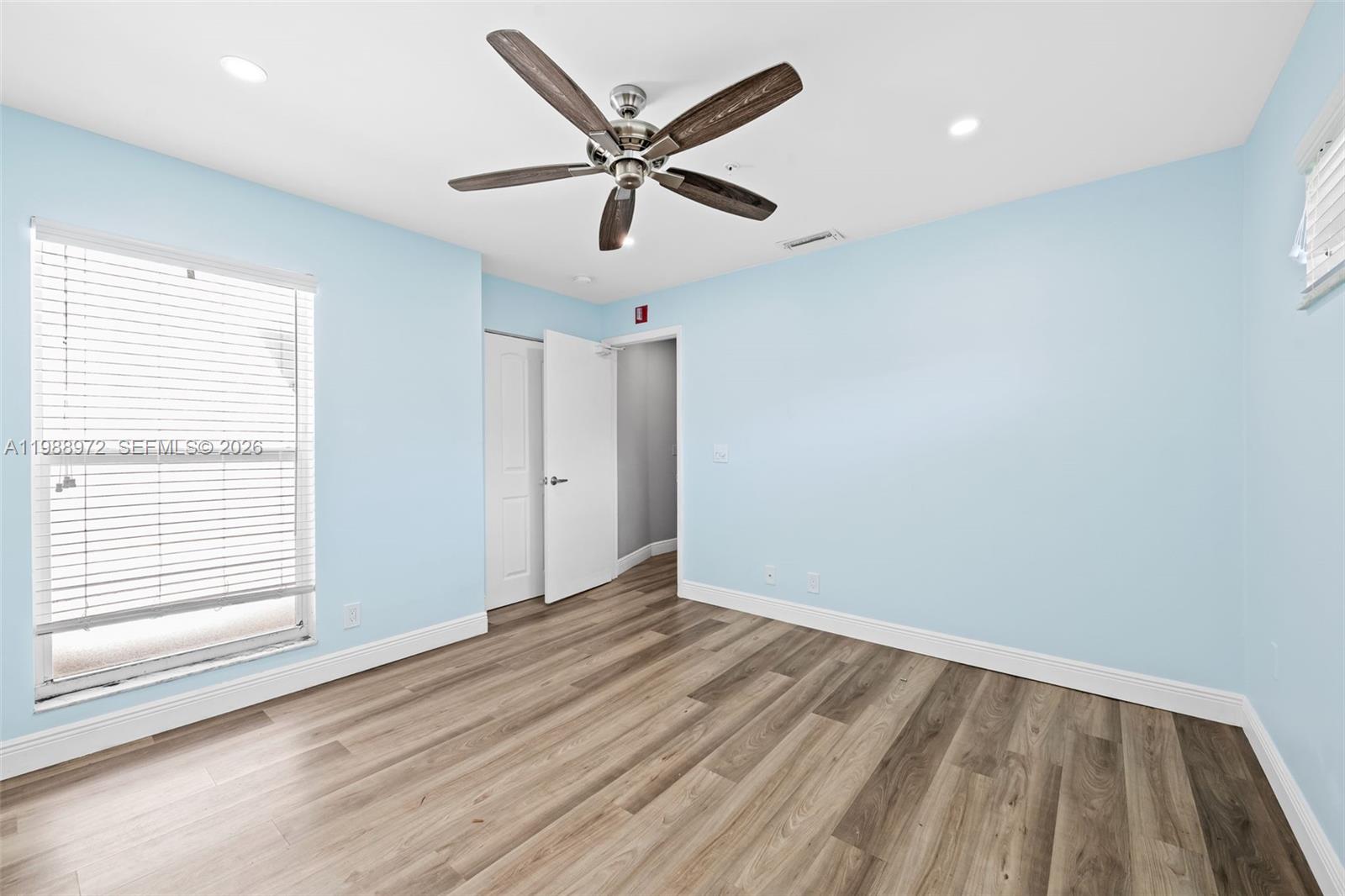 COUNTRY CLUB VILLAGE SEC - Residential