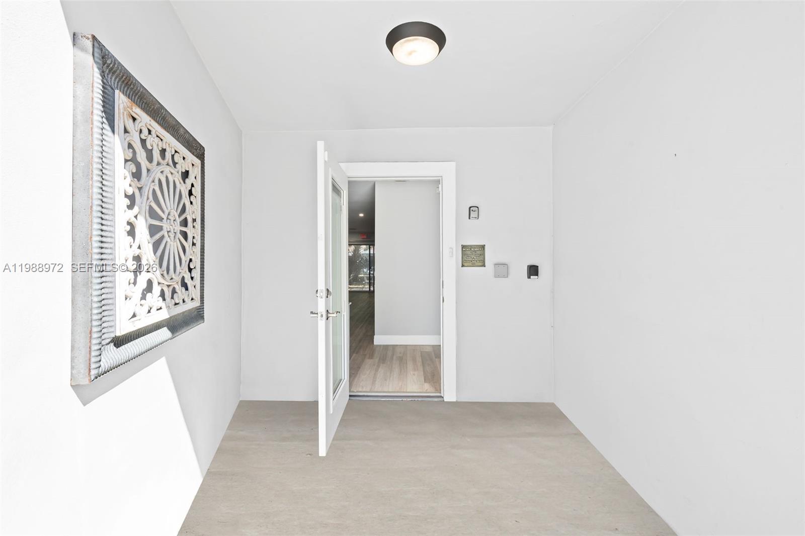 COUNTRY CLUB VILLAGE SEC - Residential