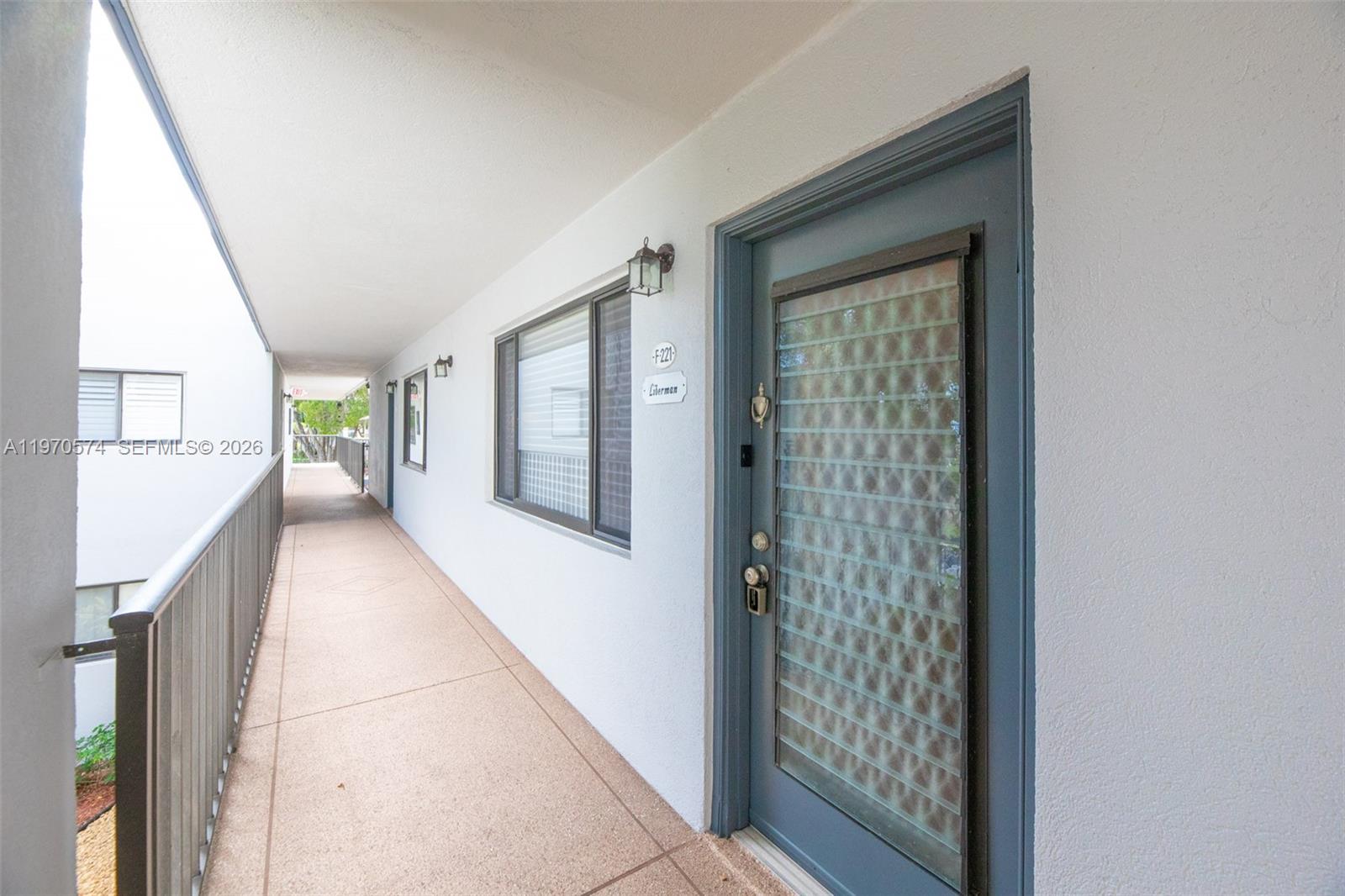 ASHLAND F CONDO - Residential