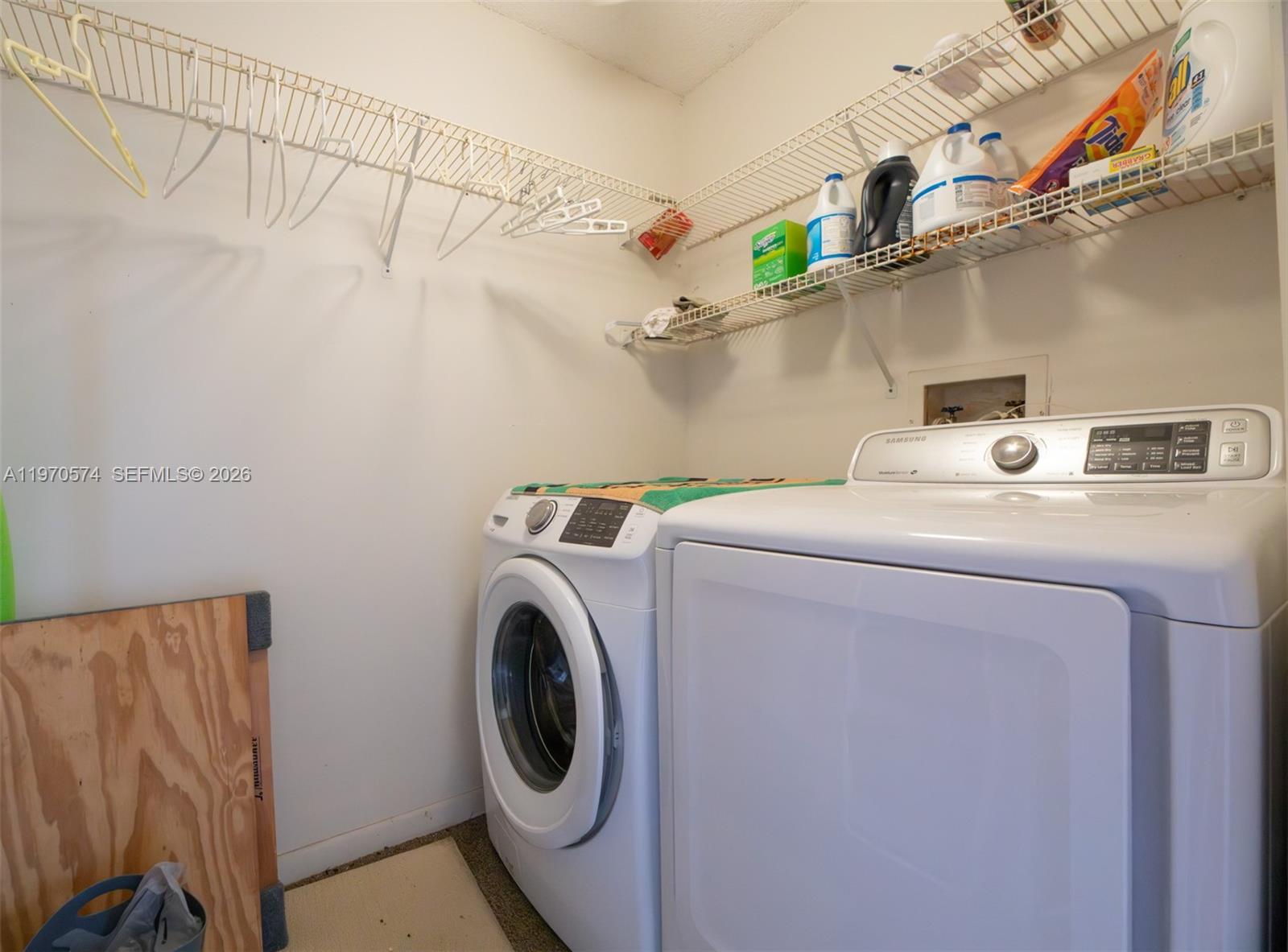 ASHLAND F CONDO - Residential