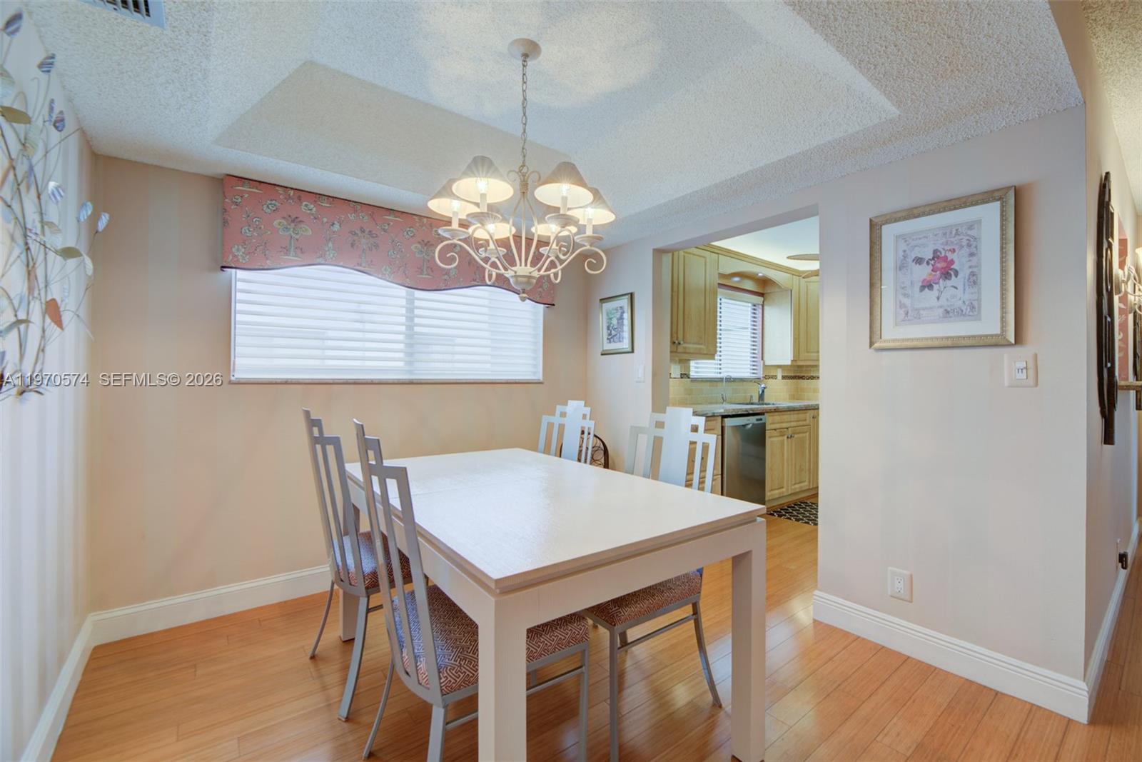 ASHLAND F CONDO - Residential