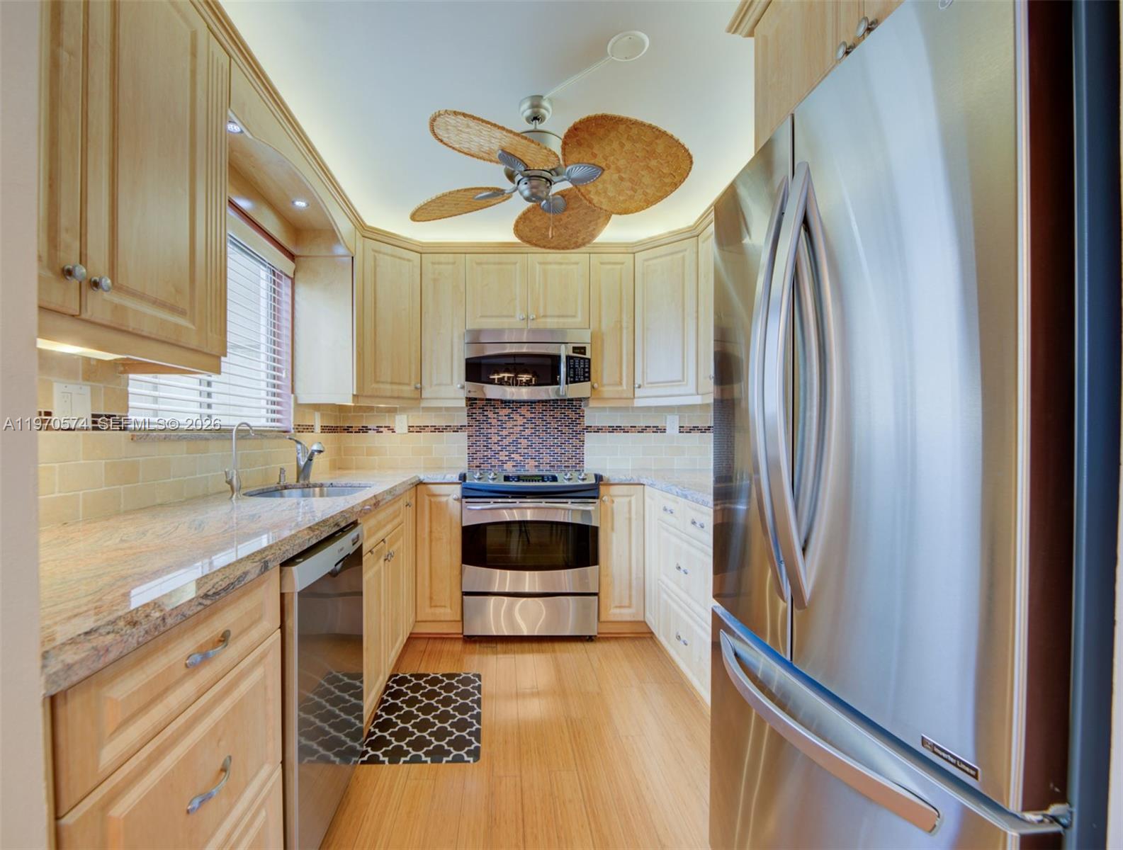 ASHLAND F CONDO - Residential