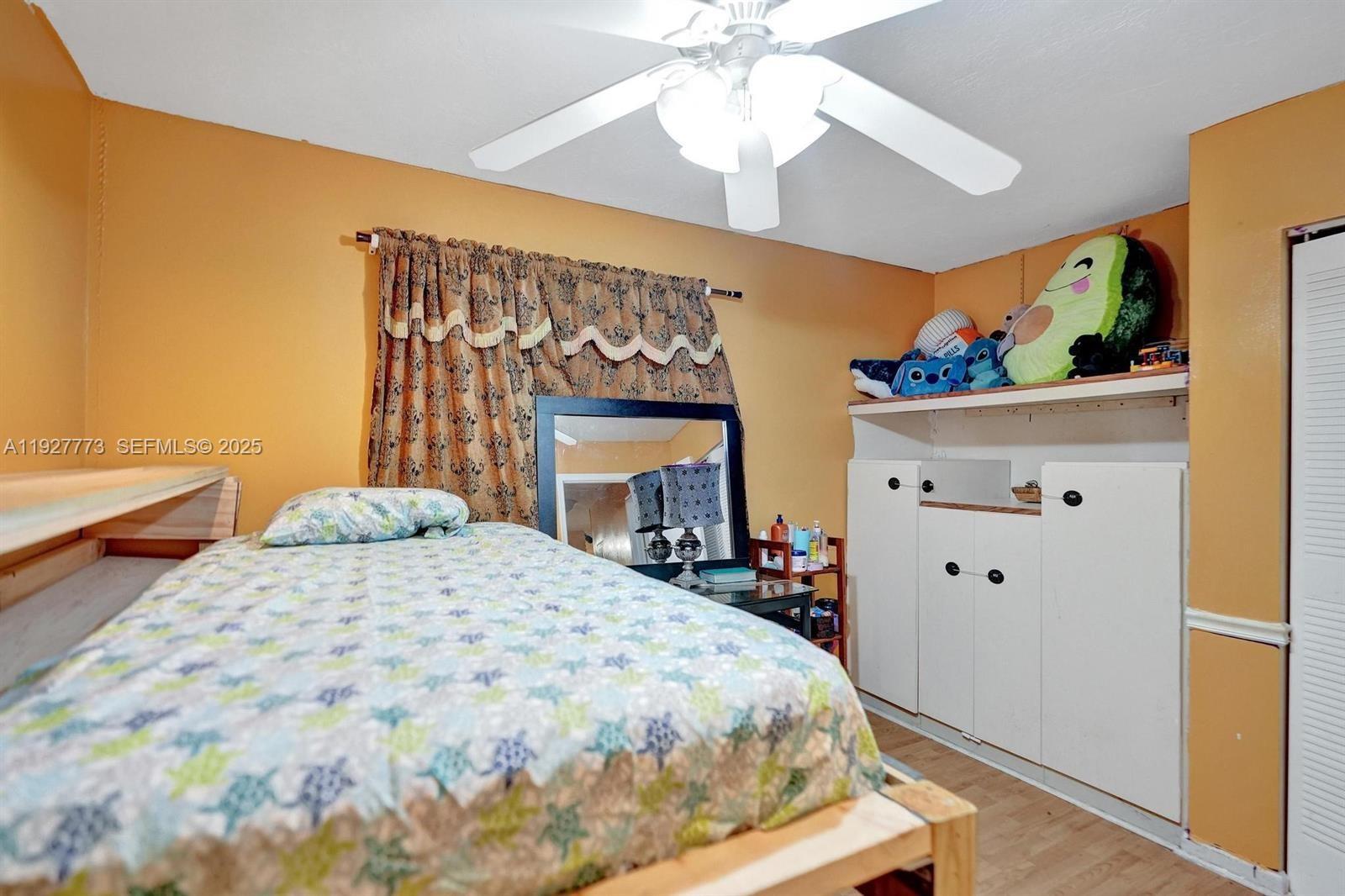 WOODLAKE SHORES - Residential