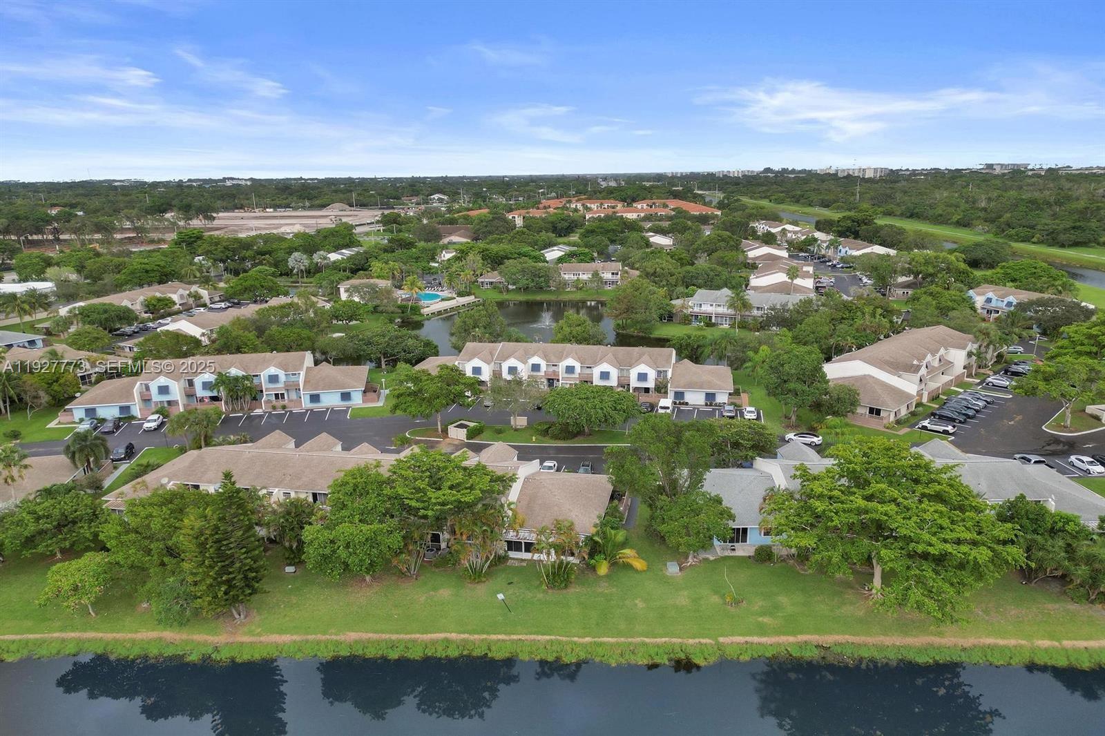 WOODLAKE SHORES - Residential