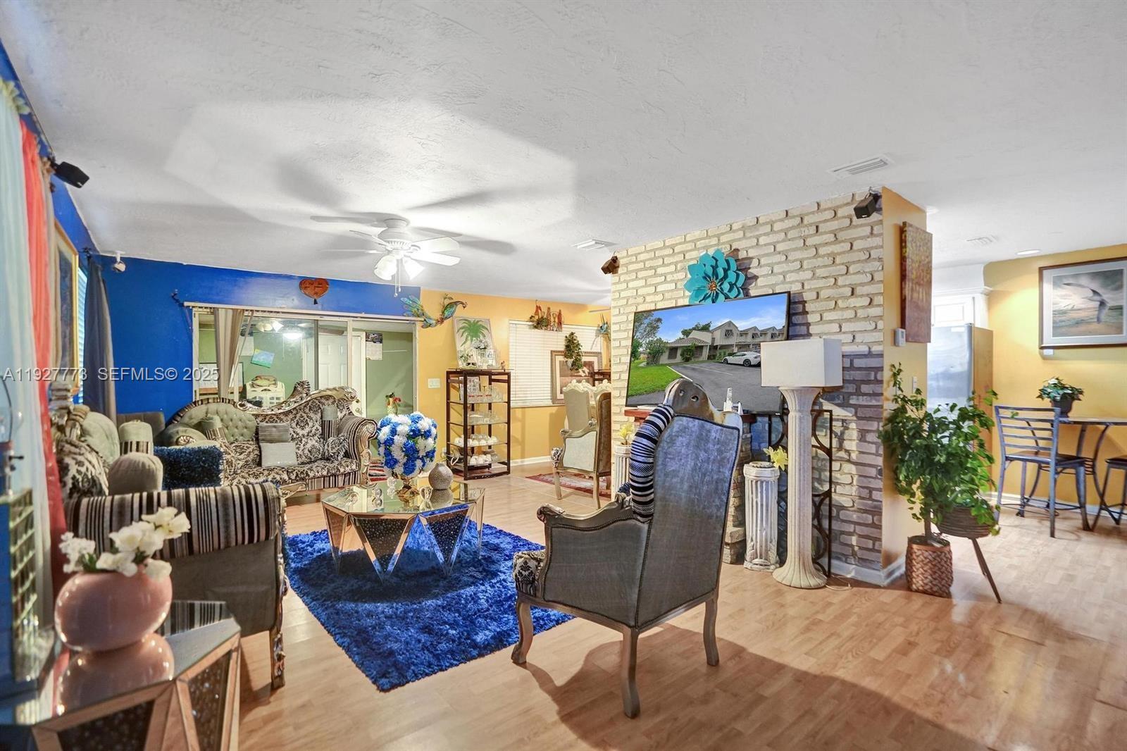 WOODLAKE SHORES - Residential