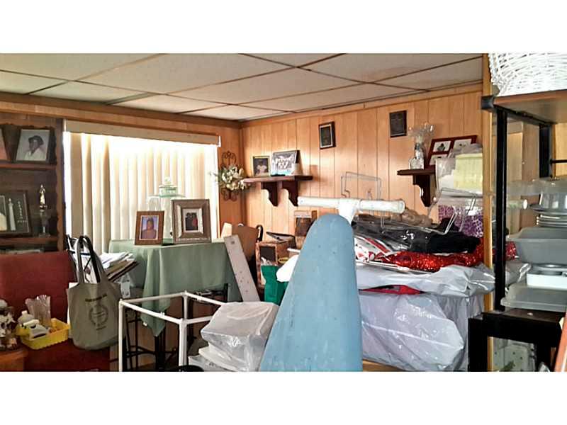 32 55 40 WEST PERRINE ADD - Residential