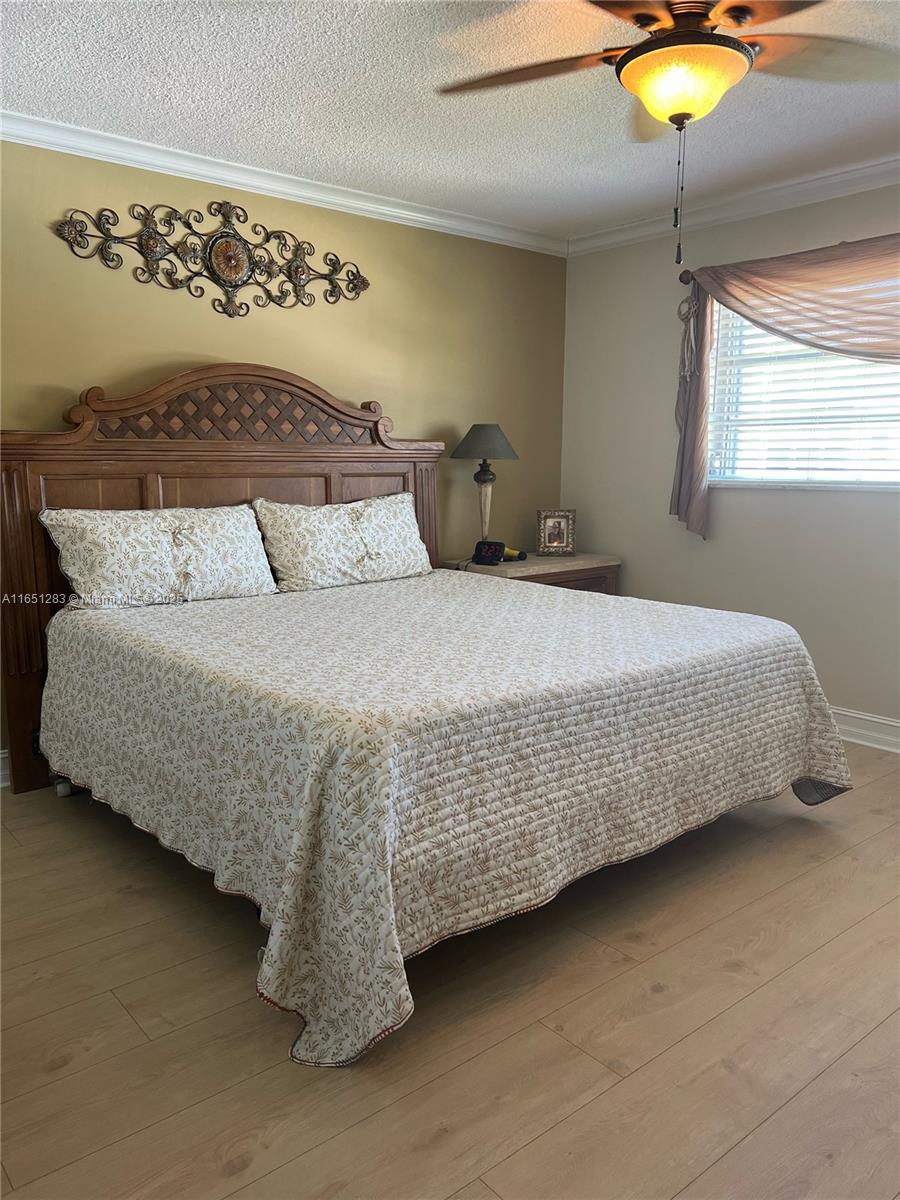 GOLDEN ISLES CONDO APTS - Residential