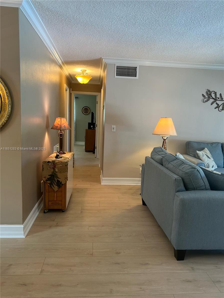 GOLDEN ISLES CONDO APTS - Residential