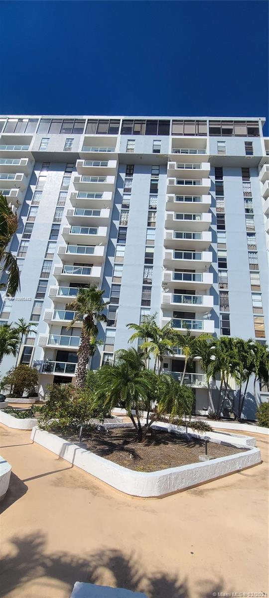 SAILBOAT CAY CONDO - Residential Lease