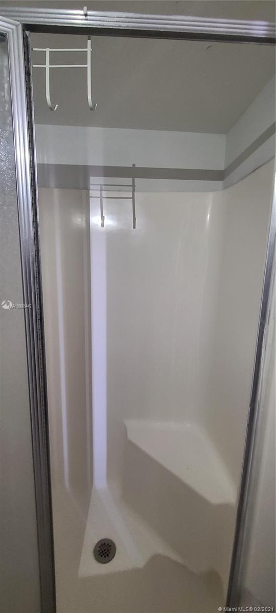 SAILBOAT CAY CONDO - Residential Lease