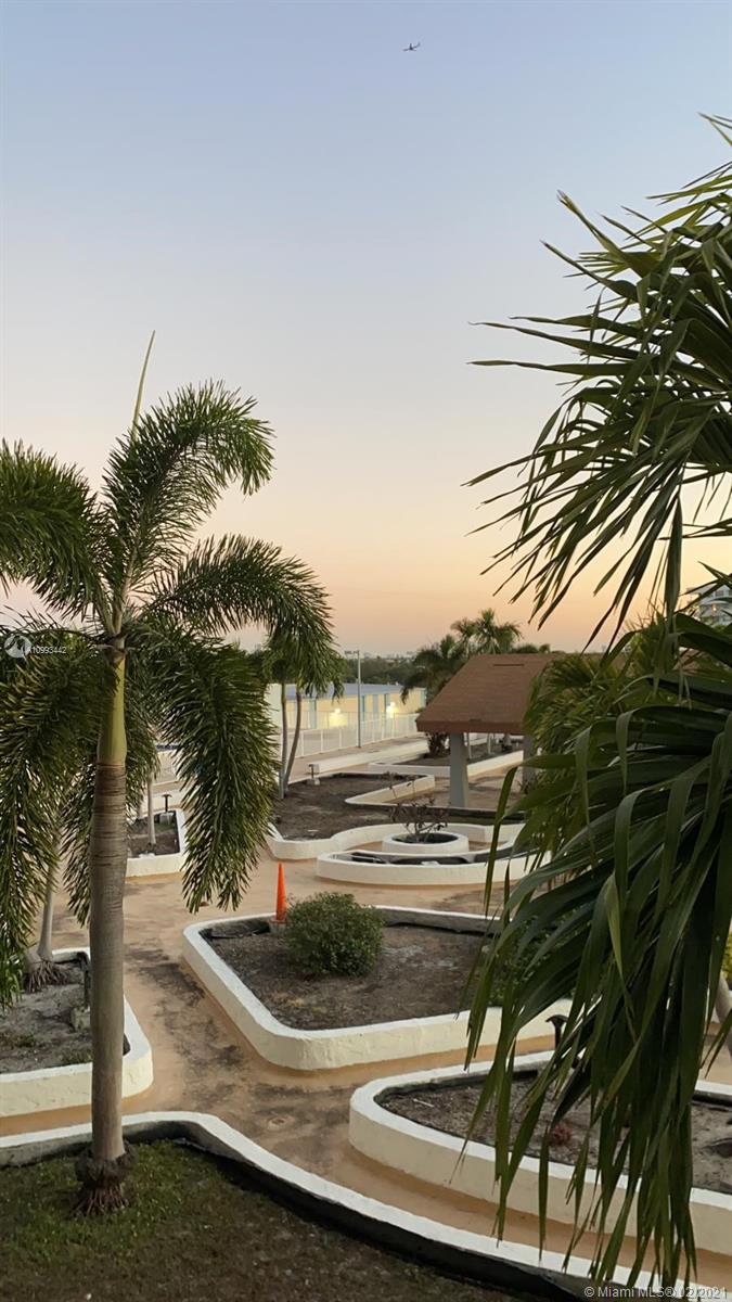 SAILBOAT CAY CONDO - Residential Lease