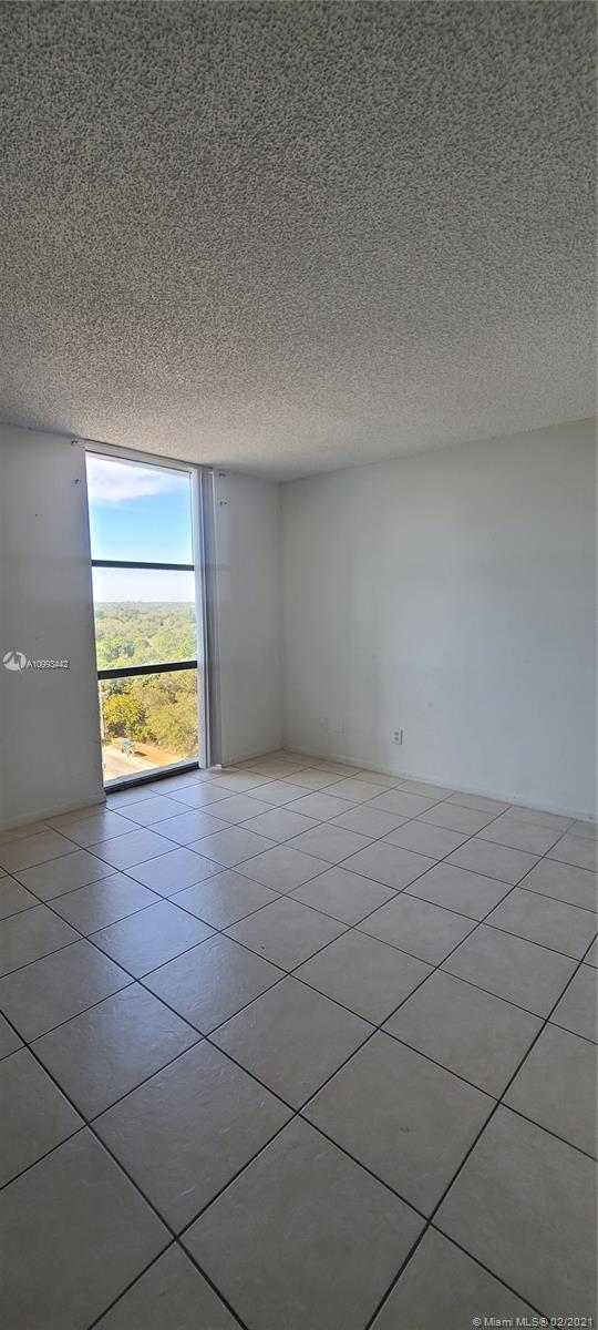 SAILBOAT CAY CONDO - Residential Lease