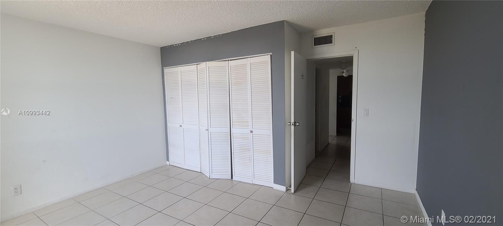 SAILBOAT CAY CONDO - Residential Lease