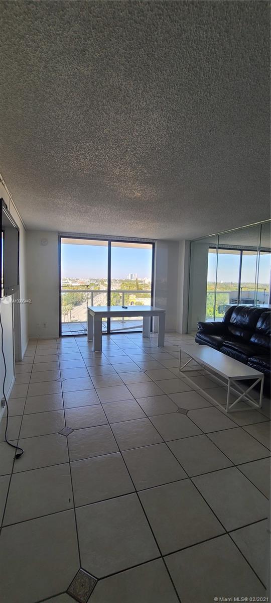 SAILBOAT CAY CONDO - Residential Lease