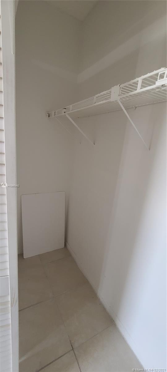 SAILBOAT CAY CONDO - Residential Lease