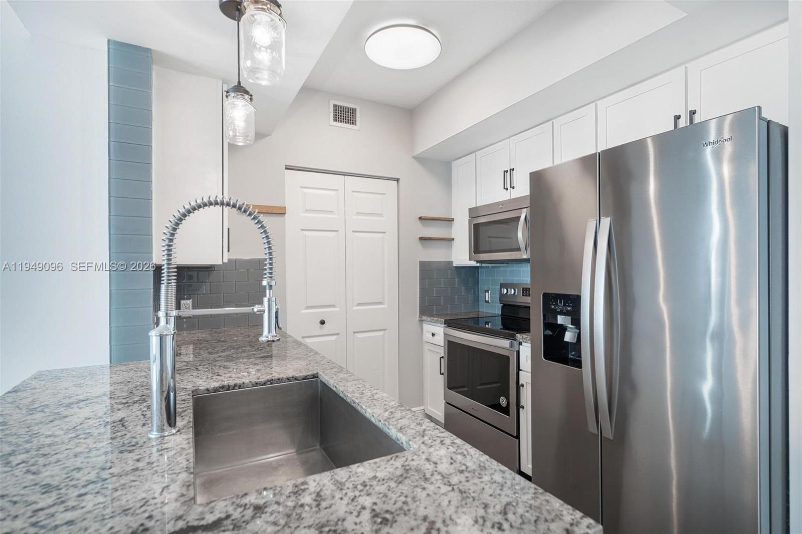 CITE CONDO - Residential