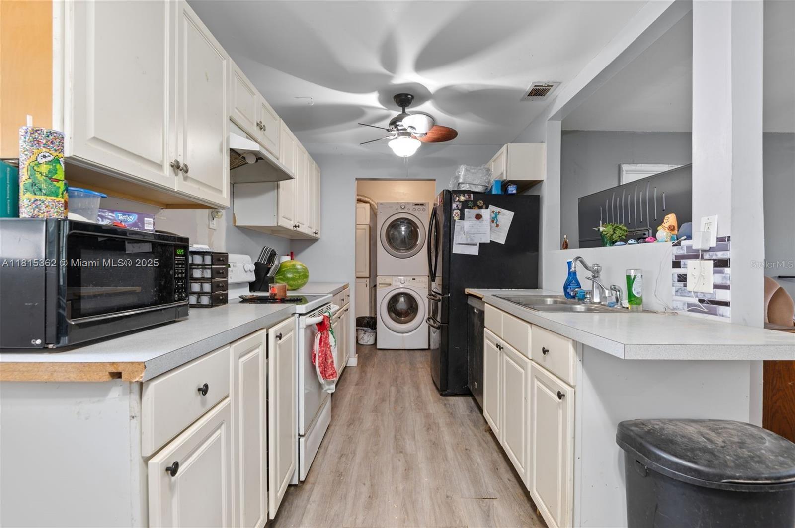 CANAVERAL GROVES REPLAT UN - Residential