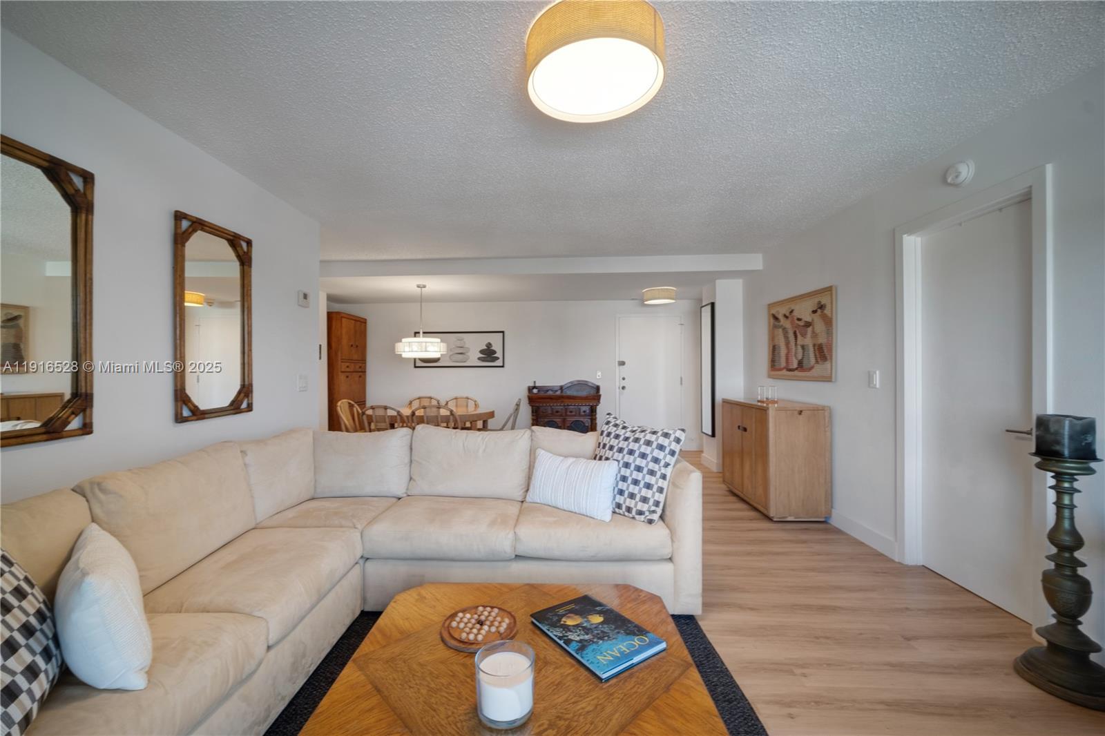 THE PALMS OF KEY BISCAYNE - Residential Lease