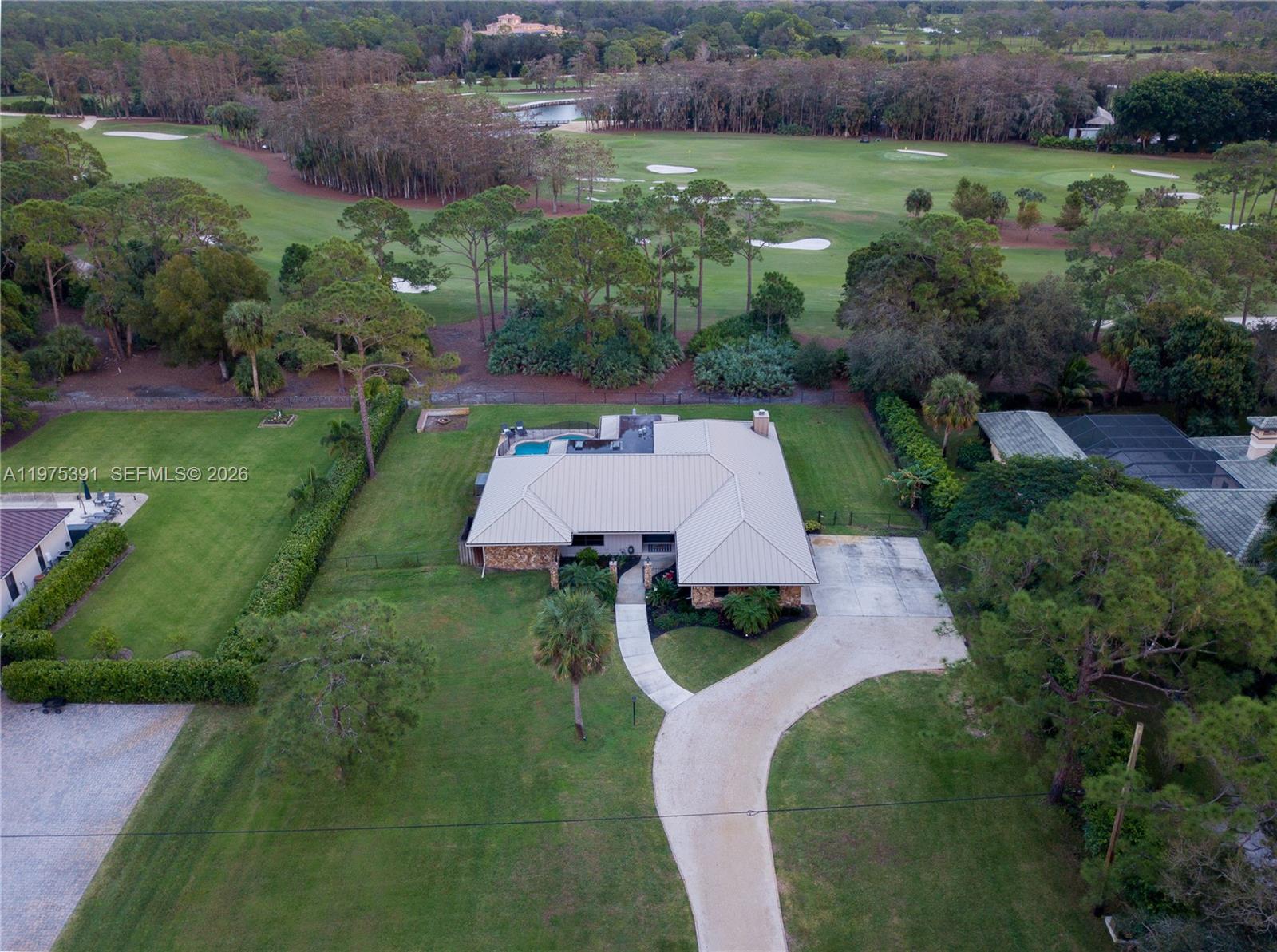 THE LINKS - Residential