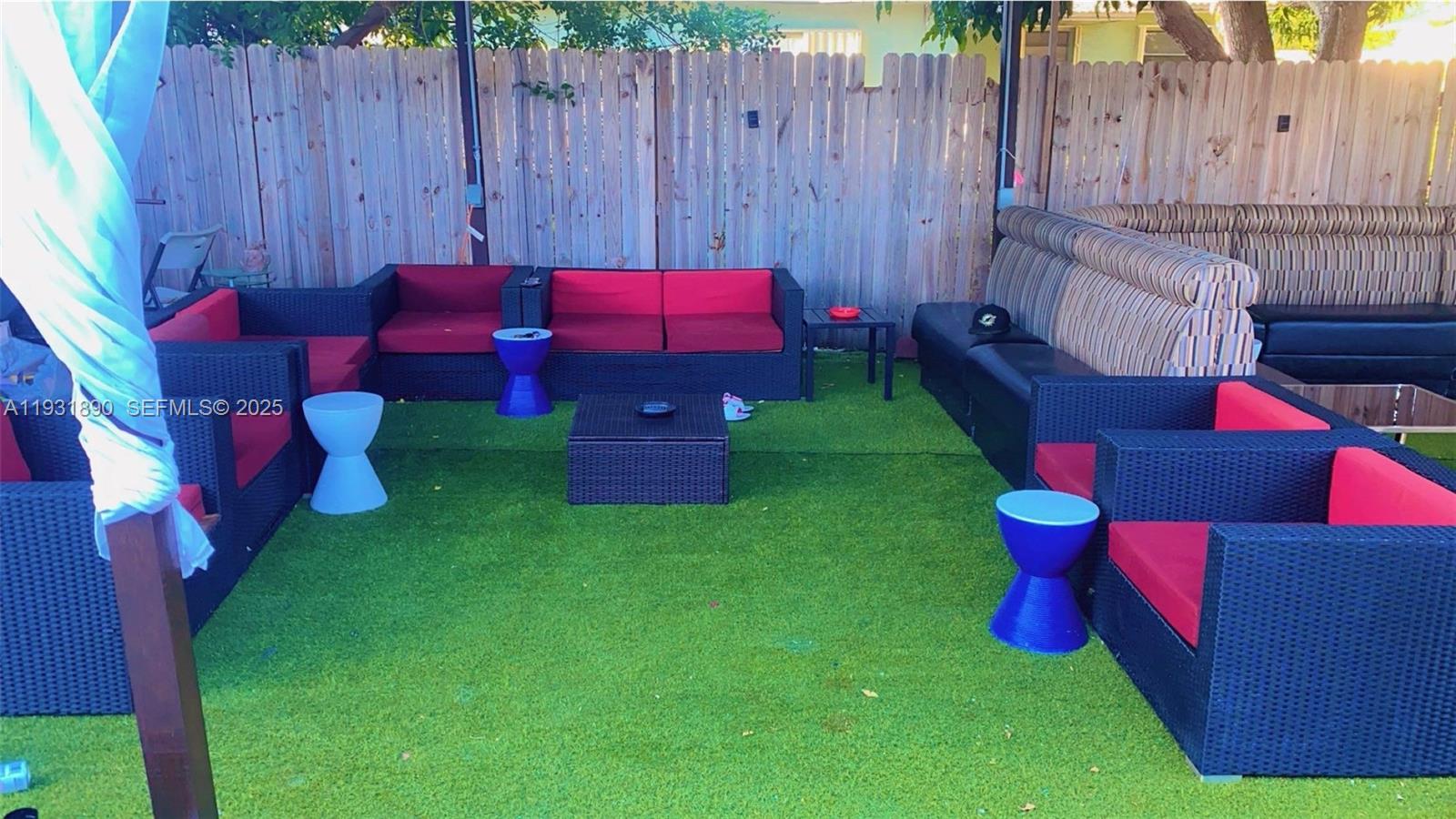 BREEZESWEPT PARK ESTATES - Residential