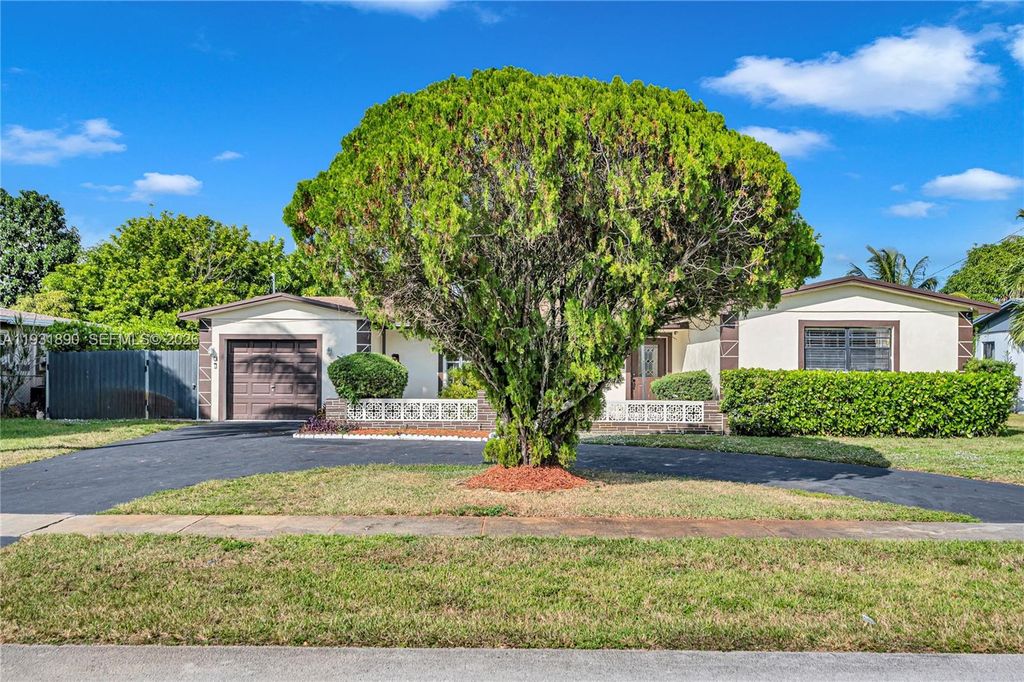 Photo of 4751 NW 5th Ct, Plantation, FL 33317 (MLS # A11931890)