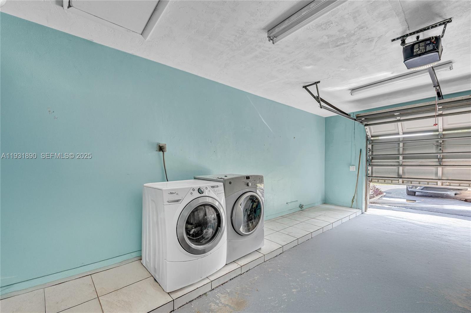 BREEZESWEPT PARK ESTATES - Residential