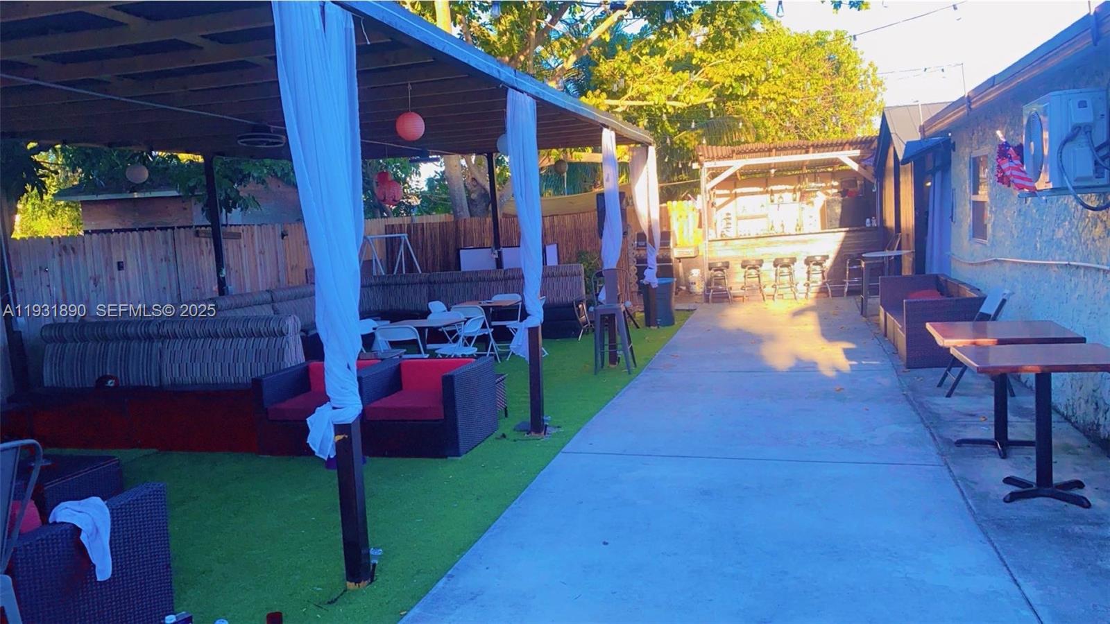 BREEZESWEPT PARK ESTATES - Residential