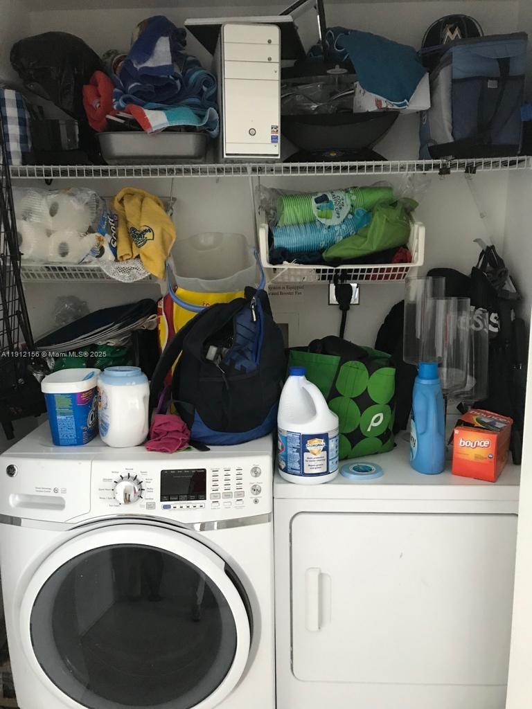 IVY CONDO - Residential Lease