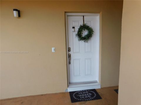 Condominium in Hialeah FL 6780 2nd Ct.jpg